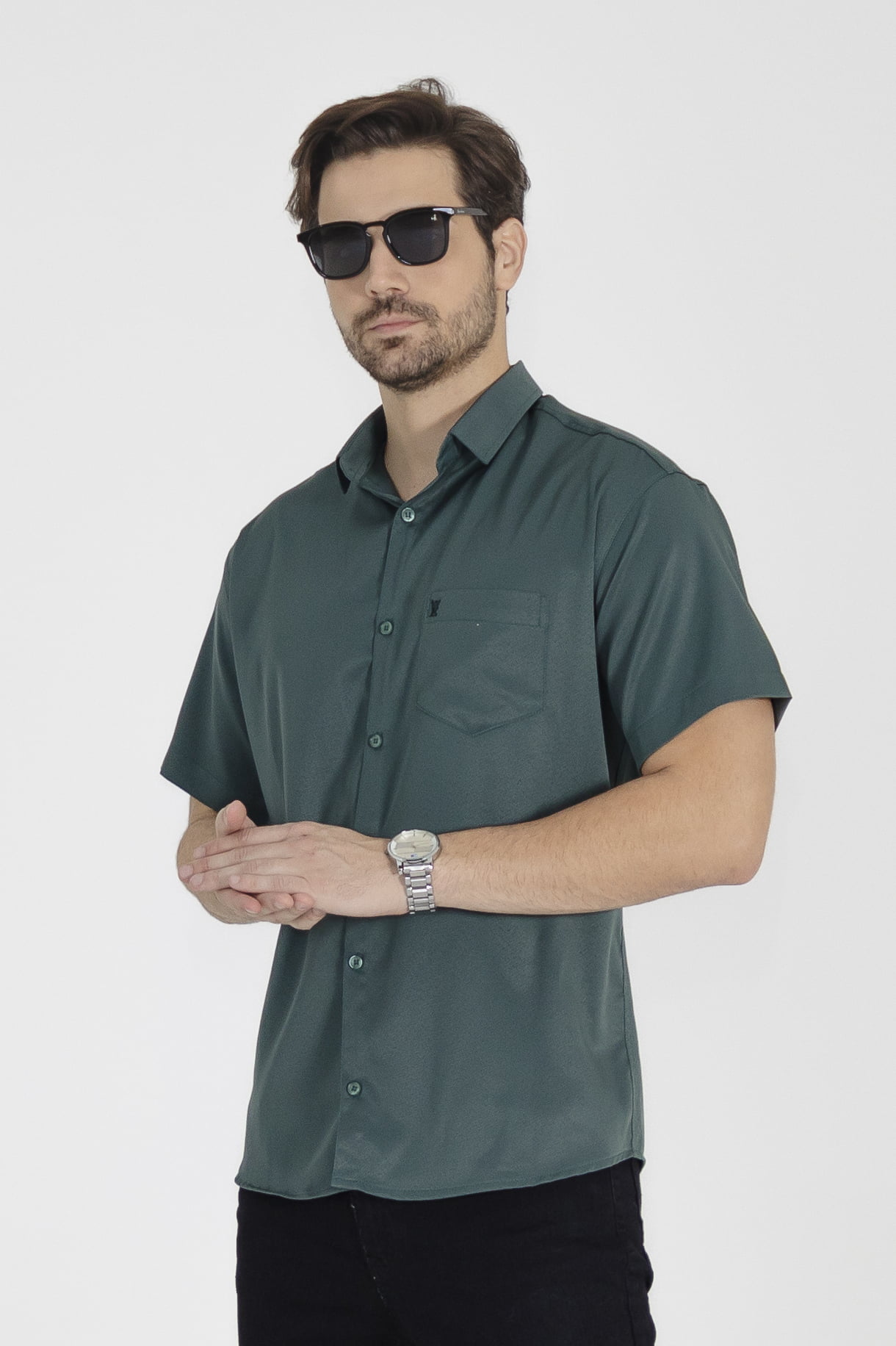 CAMISA MASCULINA SOCIAL TRADICIONAL MANGA CURTA VERDE MUSGO Elegance