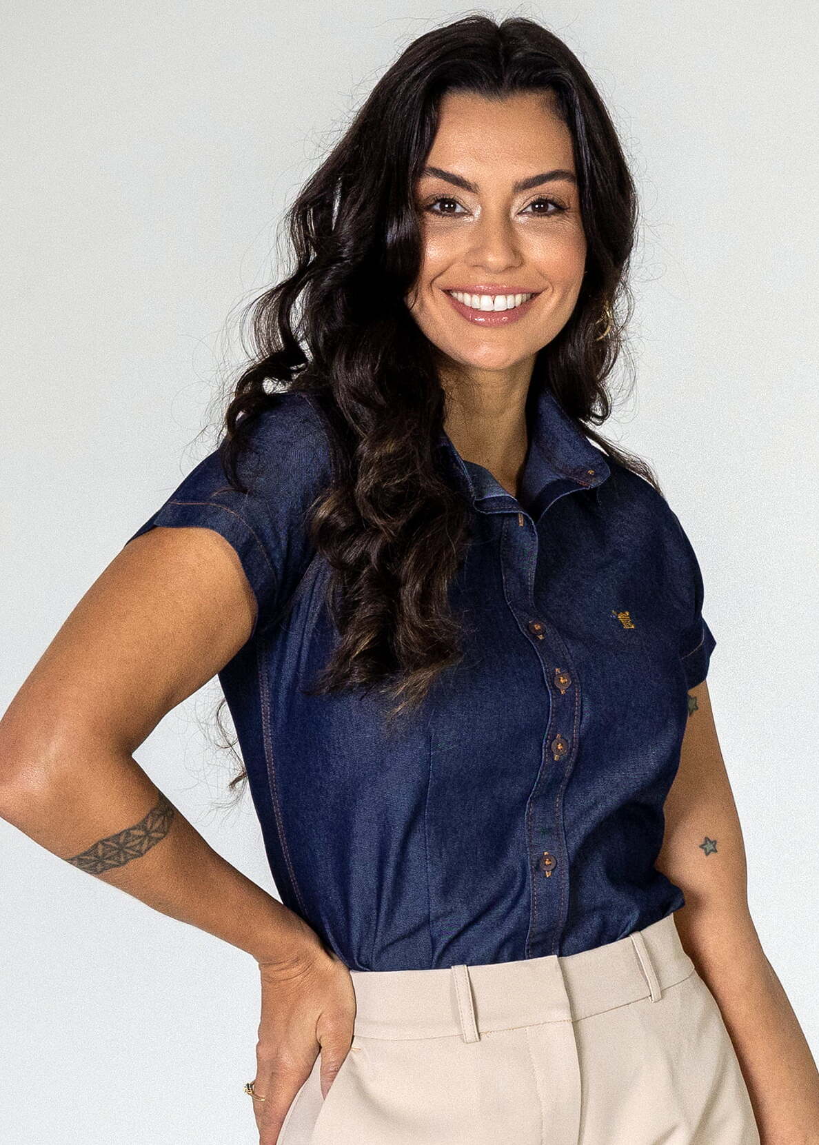 Camisa social feminina Jeans Bali manga curta