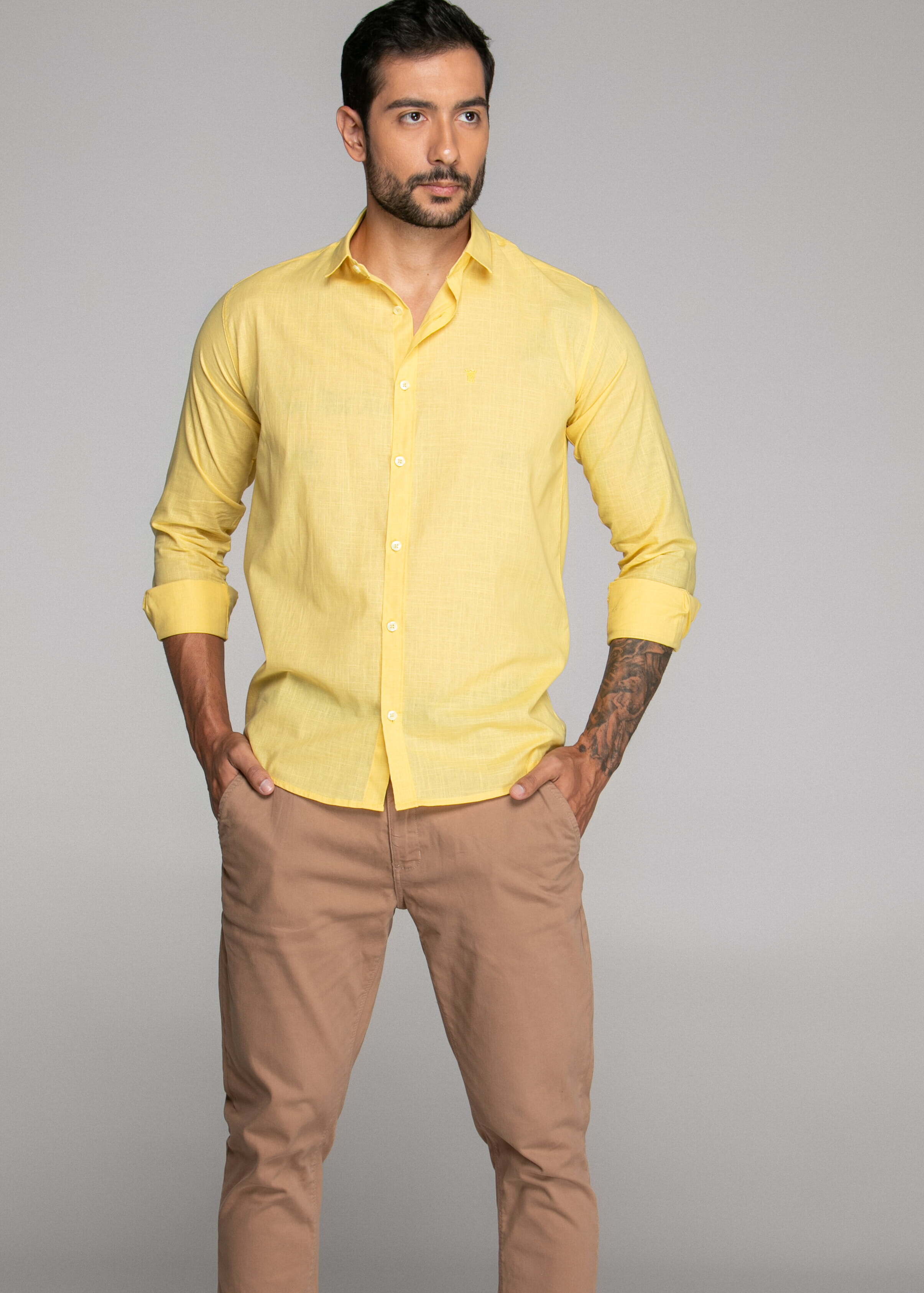 CAMISA MASCULINA SOCIAL SLIM FIT MANGA LONGA AMARELA Elegance