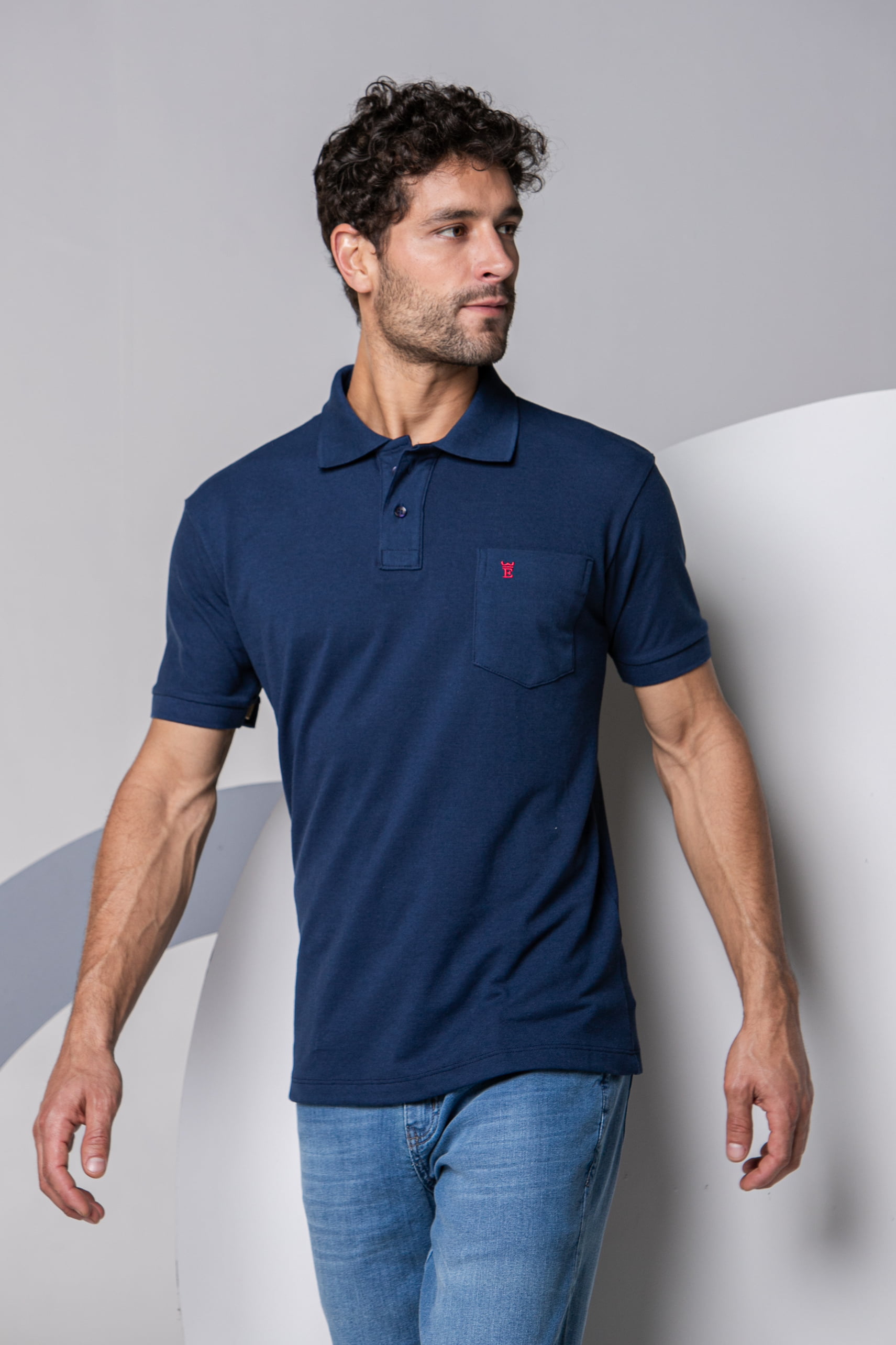 CAMISA POLO COM BOLSO MARINHO - PREMIUM DISTRIBUIÇÕES