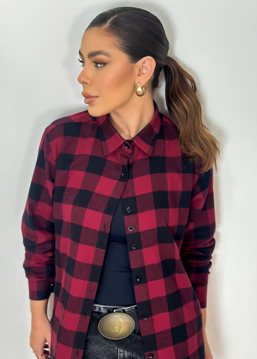 CAMISA FEMININA MANGA LONGA FLANELA XADREZ BORDÔ ALONGADA