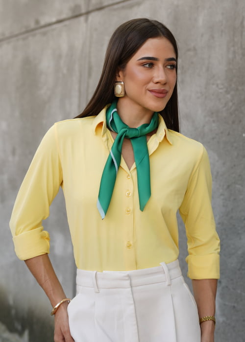 CAMISA FEMININA SOCIAL MANGA LONGA ULTRA TECH AMARELA + LENÇO DO BRASIL