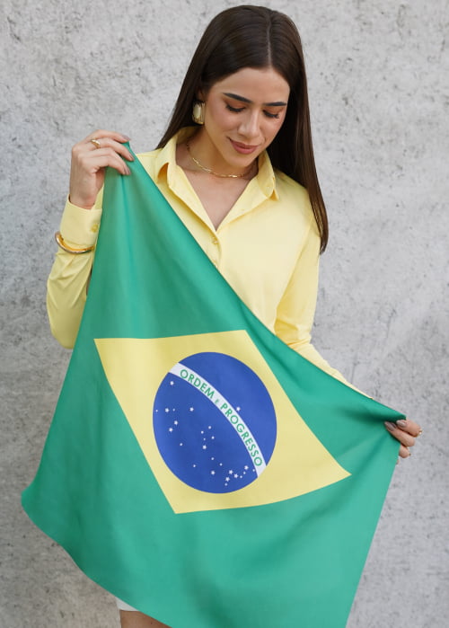 CAMISA FEMININA SOCIAL MANGA LONGA ULTRA TECH AMARELA + LENÇO DO BRASIL 