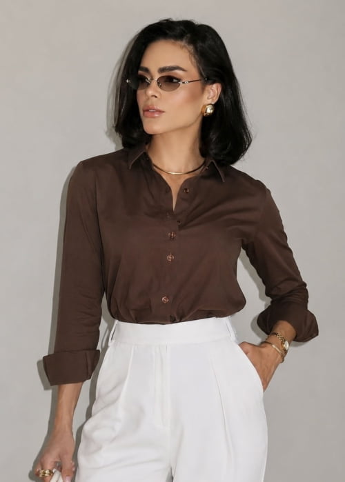 CAMISA FEMININA SOCIAL MANGA LONGA ULTRA TECH MARROM CAFÉ