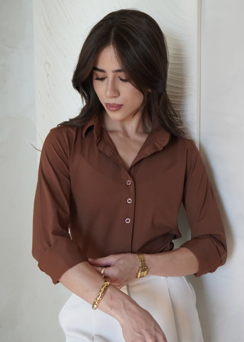 CAMISA FEMININA SOCIAL MANGA LONGA ULTRA TECH MARROM CAFÉ